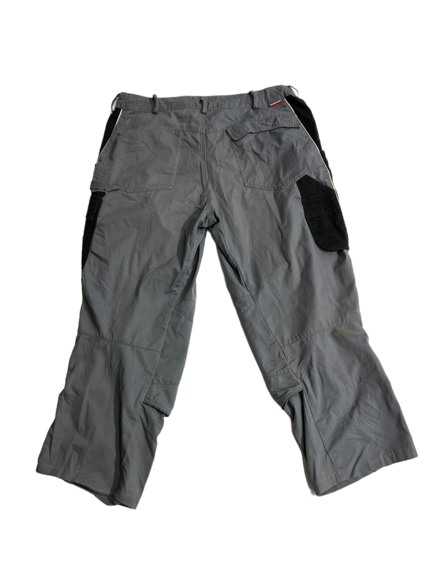 Strauss multipocket cargo pants