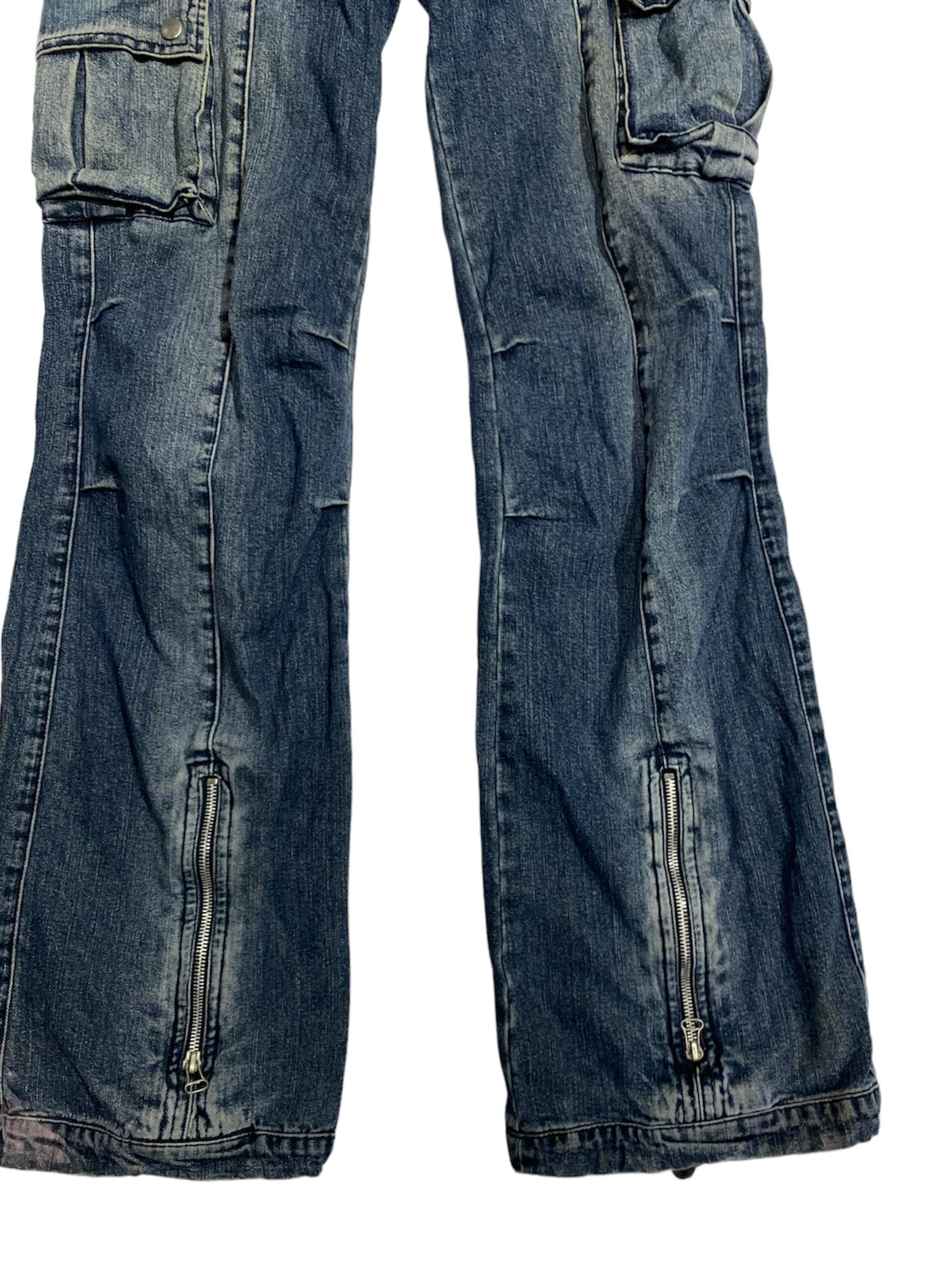 Multipocket cargo jeans with zippers