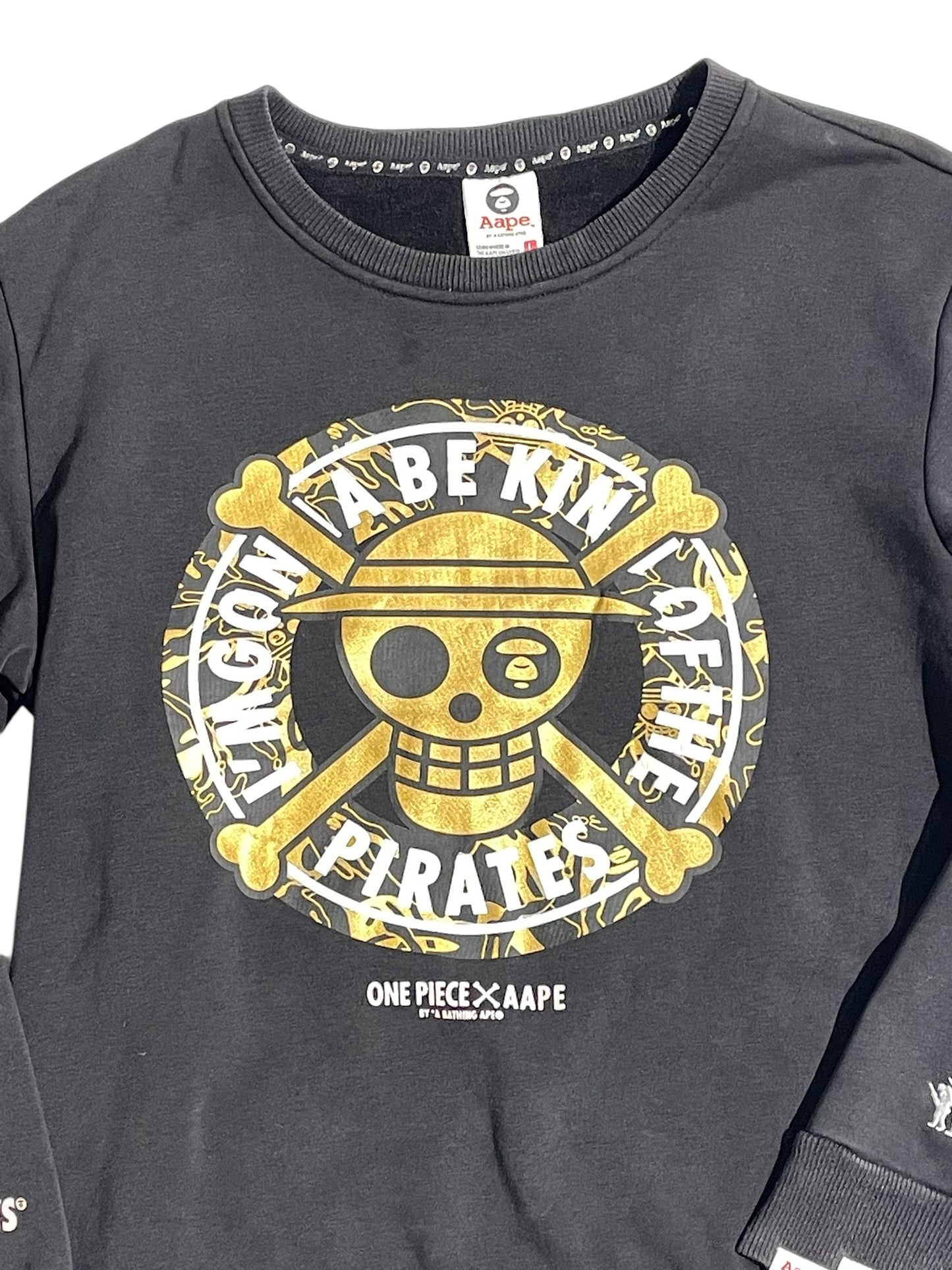 Aape x One piece crewneck