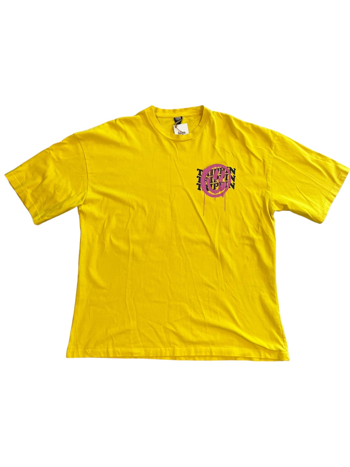 Smiley trippin New Yorker tee