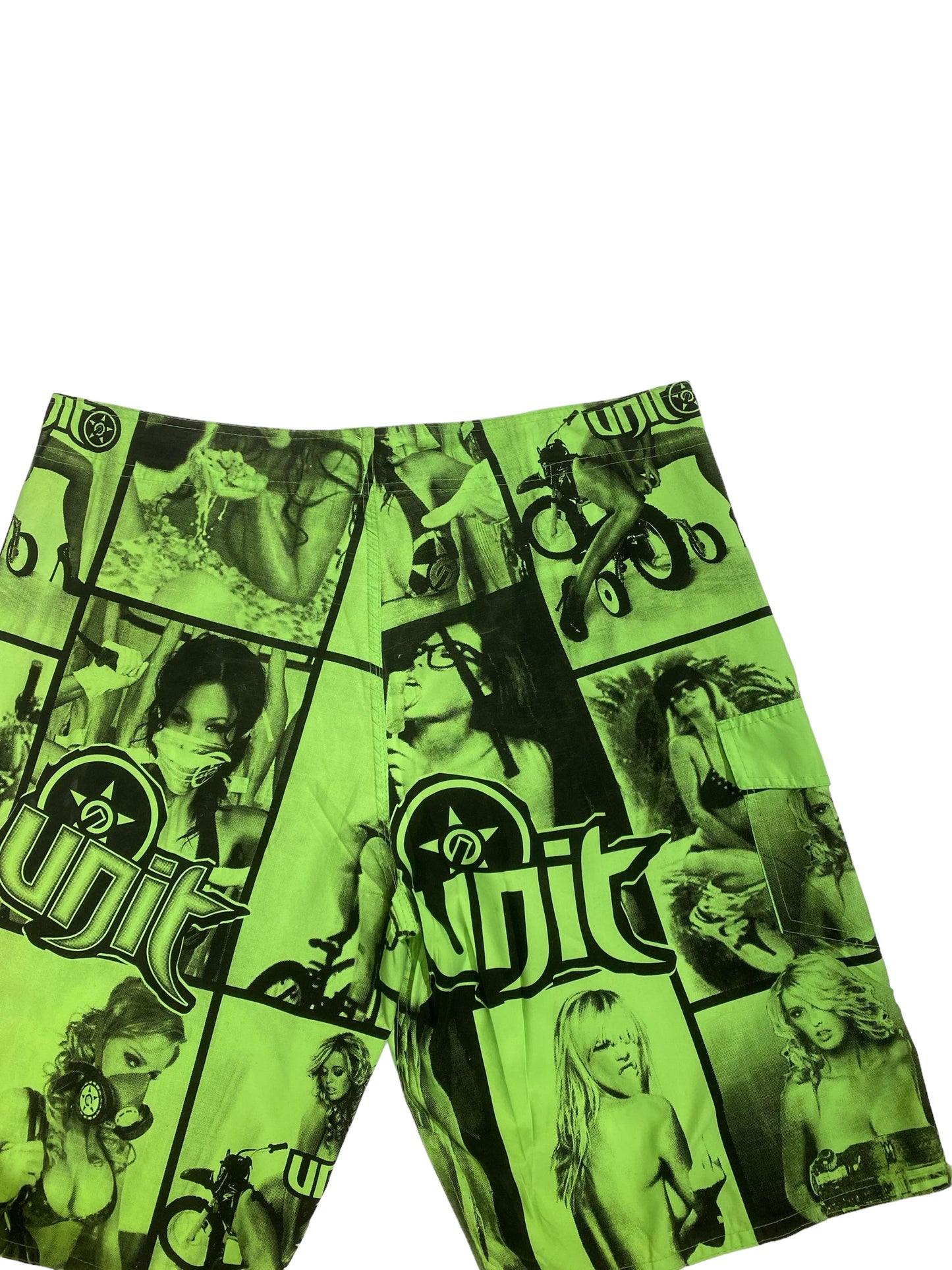 Unit graphic shorts