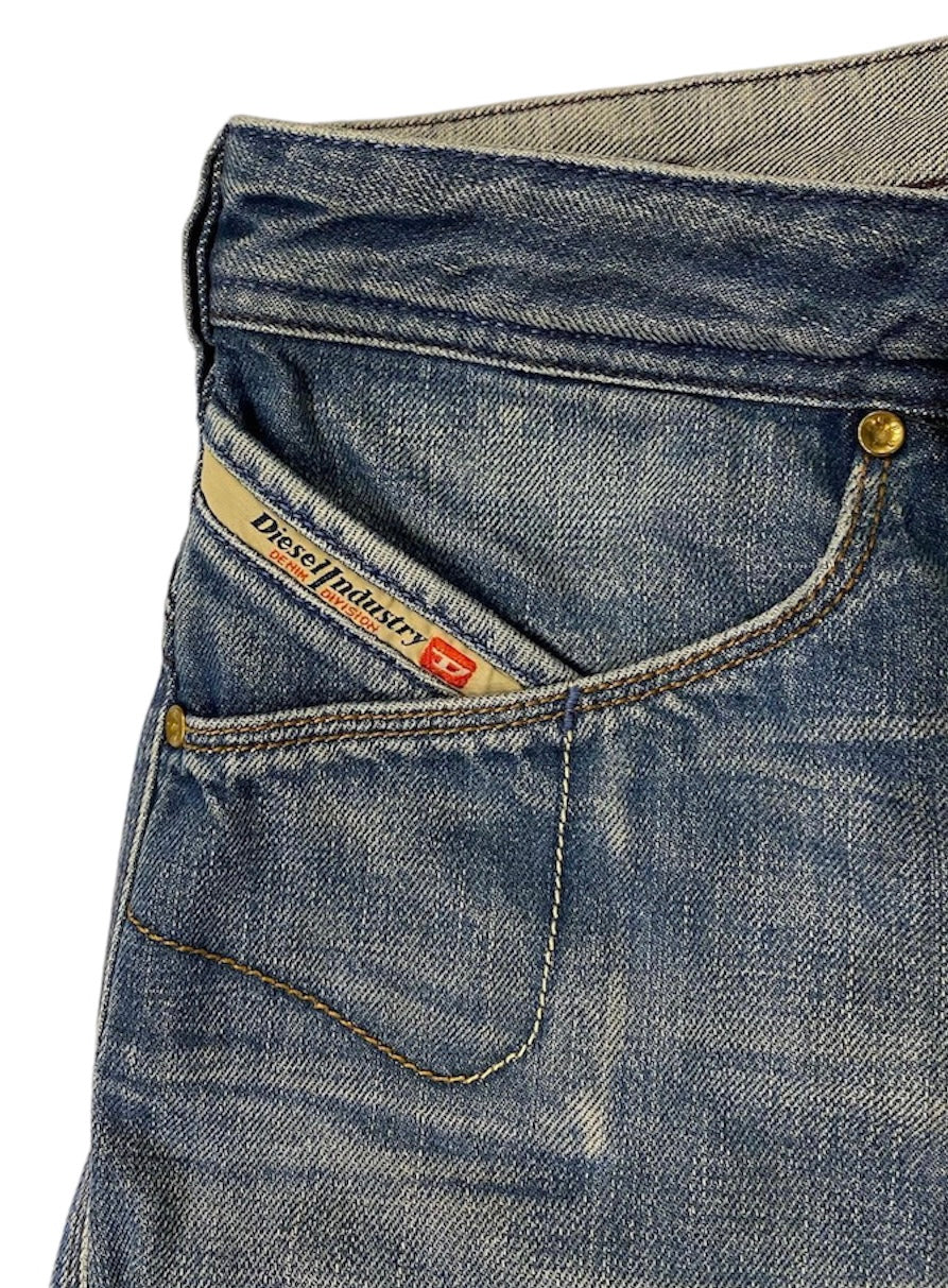 Diesel vintage y2k jeans with side pocket