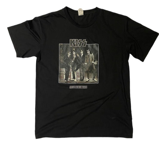 Kiss dressed to kill tee